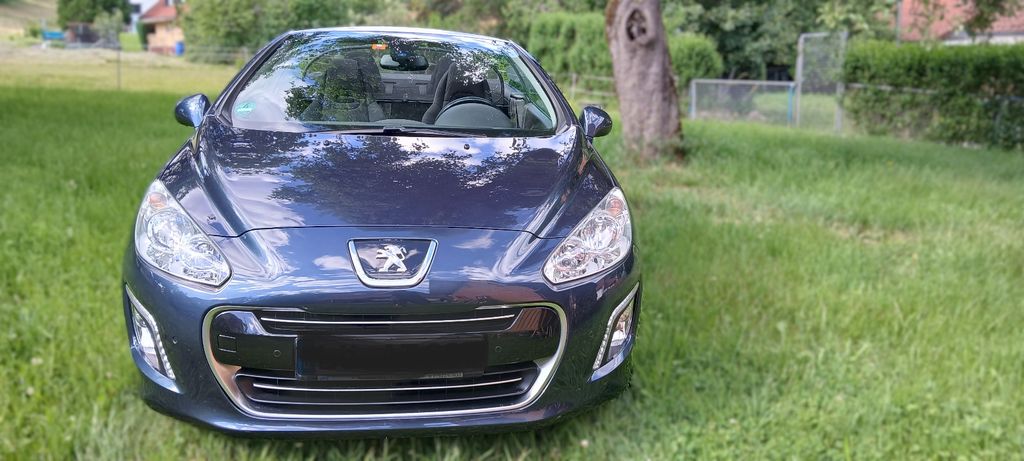 Peugeot 308 73.000 km 8.999 &euro; Schönenberg 79677