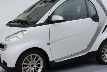Smart forTwo 142.300 km 3.990 € Wittgensdorf 09228