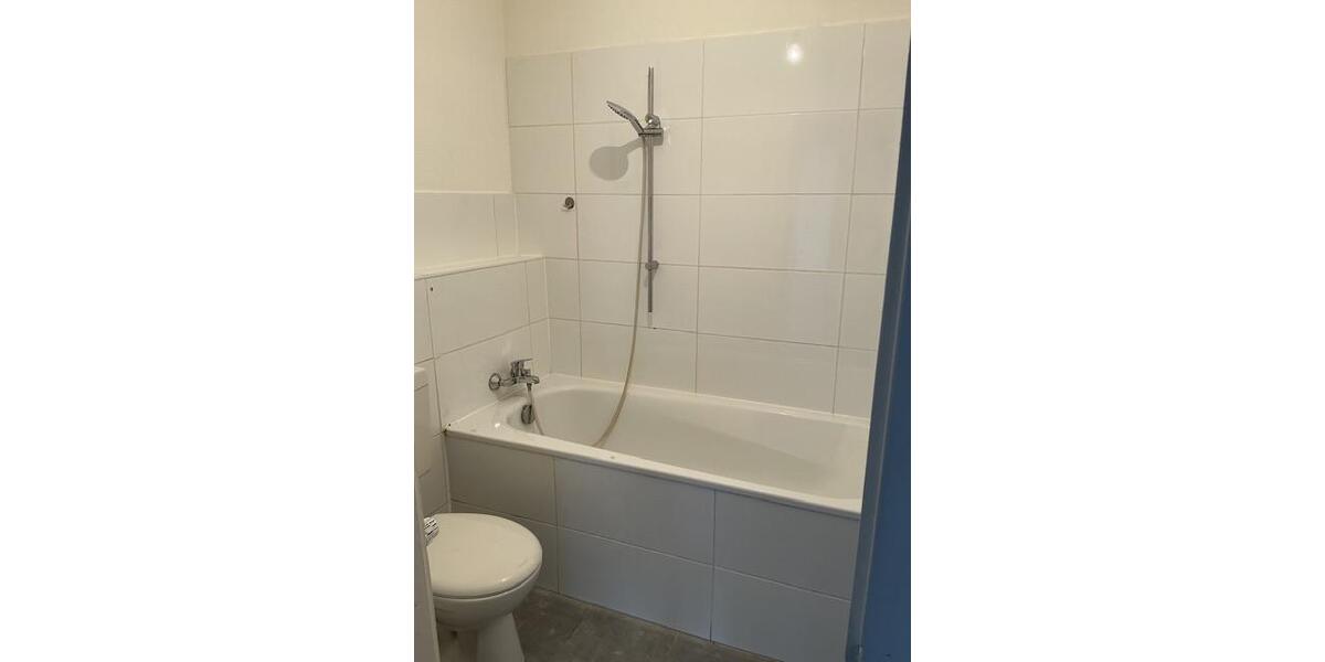 Etagenwohnung Velbert Velbert-Mitte - 2 Zimmer, 63 m&sup2;, 479&euro; | Angebot:26008867