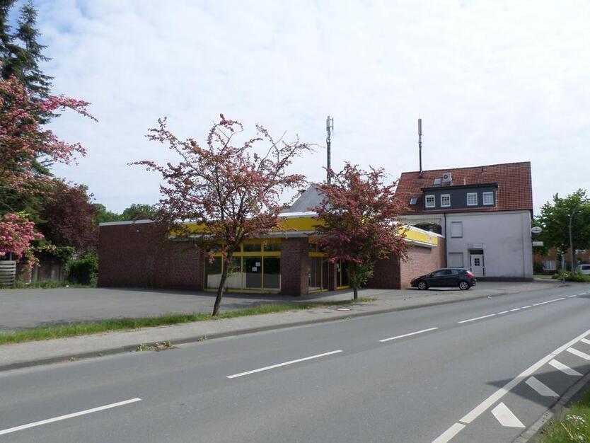 2 Wohn.- Geschäfthäuser in Liesborn bei Lippstadt zu verkaufen