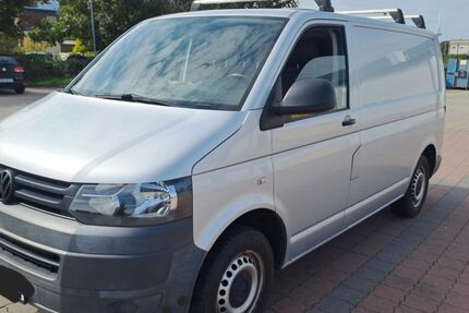 VW T5 Transporter 117.000 km 11.000 &euro; Geestland 27624