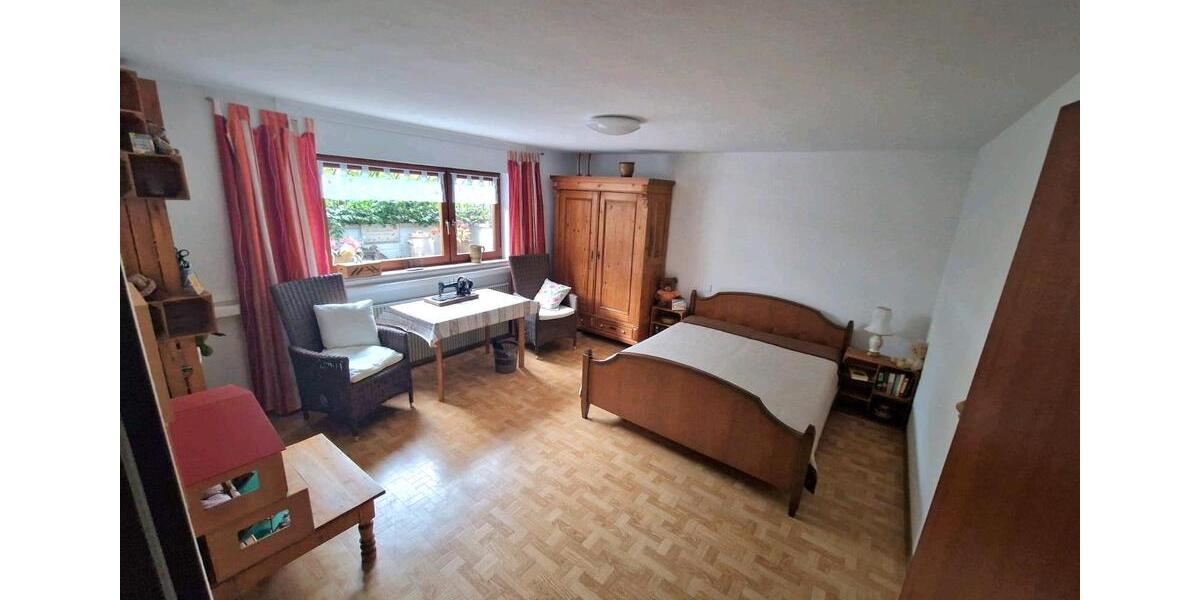 Etagenwohnung Altenstadt - 6 Zimmer, 179 m&sup2;, 450.000&euro; | Angebot:26768888