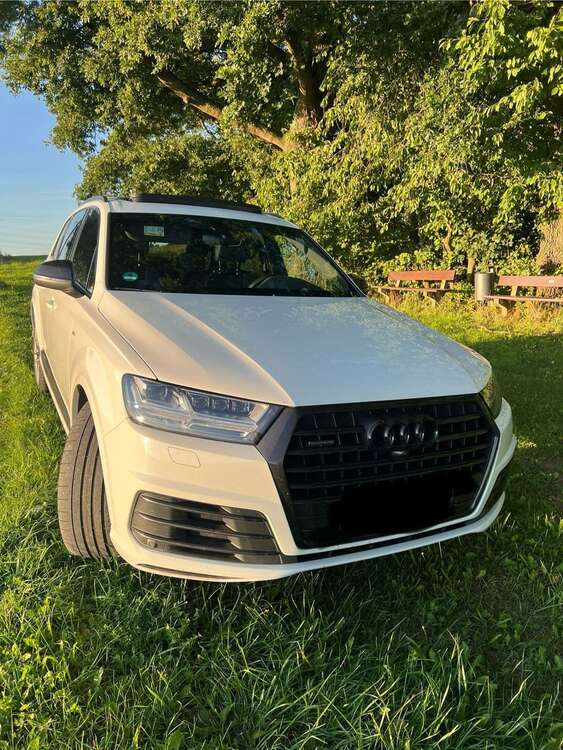 Audi Q7 121.300 km 36.500 € Dachau 85221