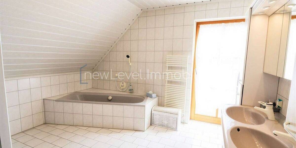 Einfamilienhaus Neustadt an der Donau Bad Gögging - 5 Zimmer, 142 m&sup2;, 525.000&euro; | Angebot:26105607