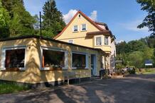 großzügig geschnittene und lichtdurchflutete EinraumWohnung