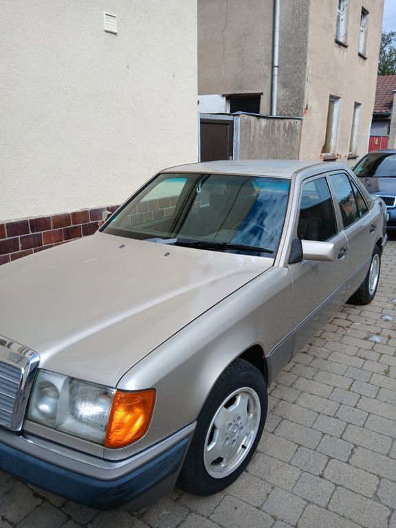 300