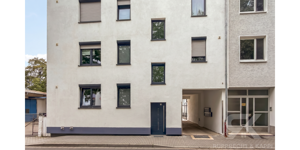 Etagenwohnung Weiden in der Oberpfalz - 2.5 Zimmer, 91 m&sup2;, 900&euro; | Angebot:26822514