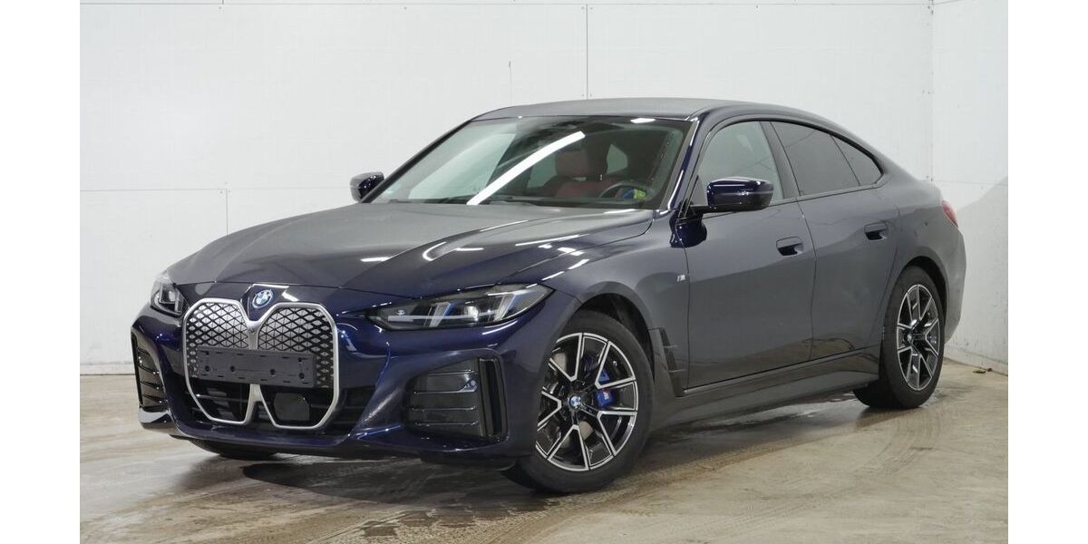 BMW i4 11.600 km 52.950 &euro; Altenmarkt a.d. Alz 83352