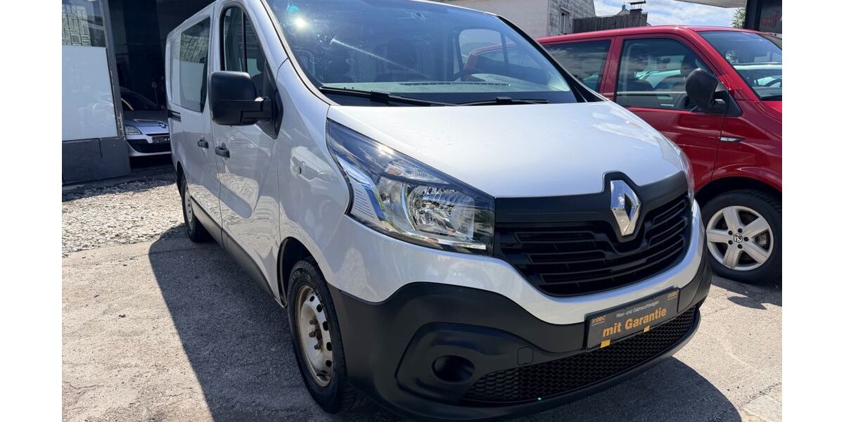Renault Trafic 139.000 km 7.850 &euro; München 81825