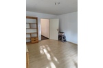 HELLES Zimmer ZUR UNTERMIETE