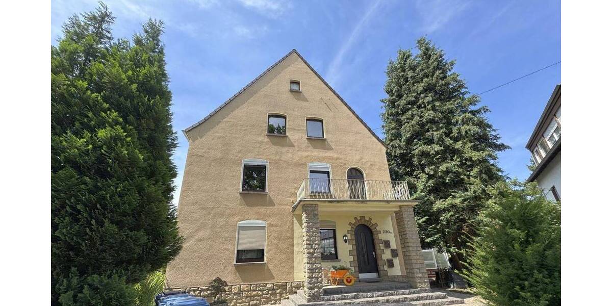 Helle Eigentumswohnung im Dachgeschoss mit Garage und Garten in ruhiger Wohnlage von Koblenz-Niederberg 4 zimmer