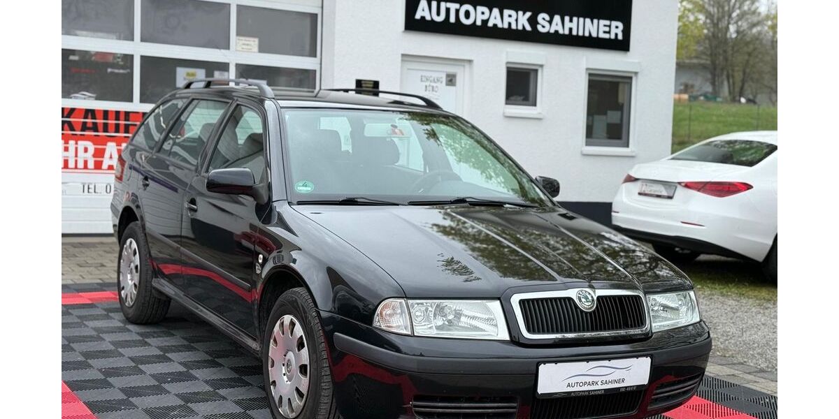 Skoda Octavia 213.236 km 1.999 &euro; VÖHRINGEN (LANDKREIS ROTTWEIL BEI STUTTGART) 72189