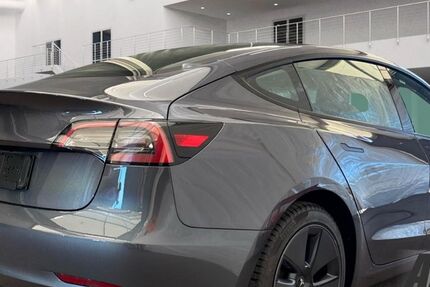Tesla Model 3 77.800 km 26.900 &euro; Schöningen 38364