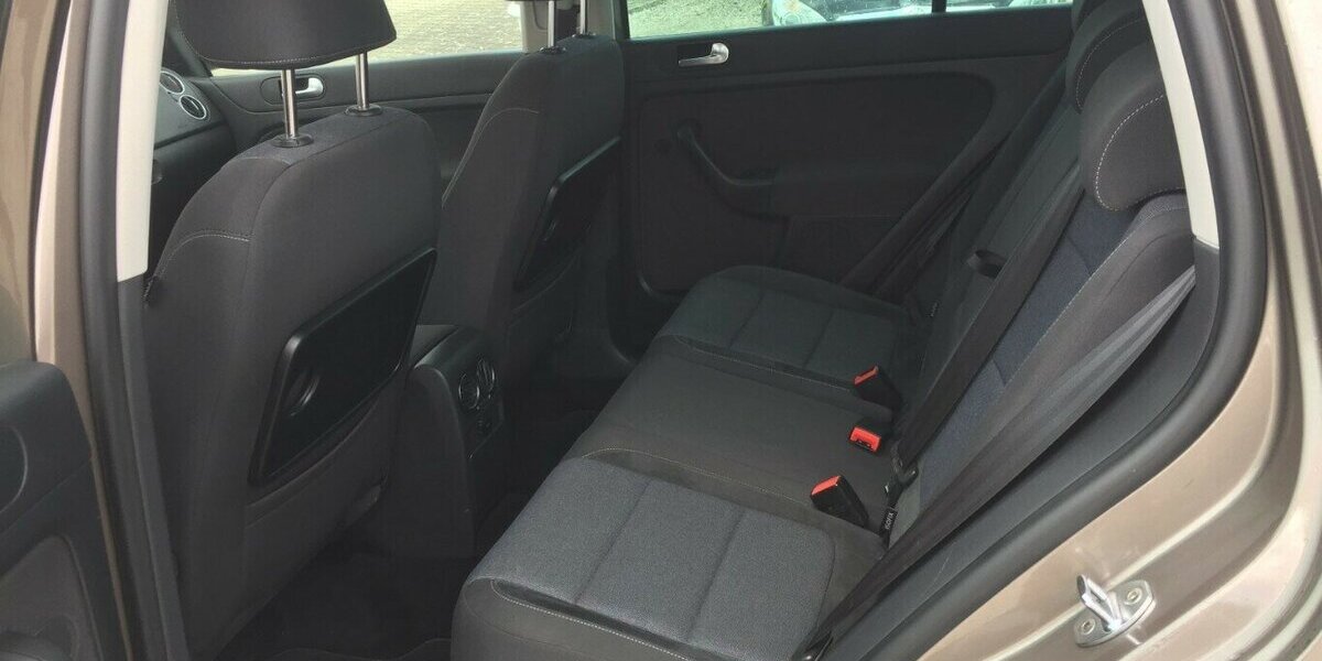 VW Golf Plus Style,Klimaaut.,Sitzh.,Temp.,Tüv Neu! 234.000 km 4.800 &euro; Himmelkron 95502