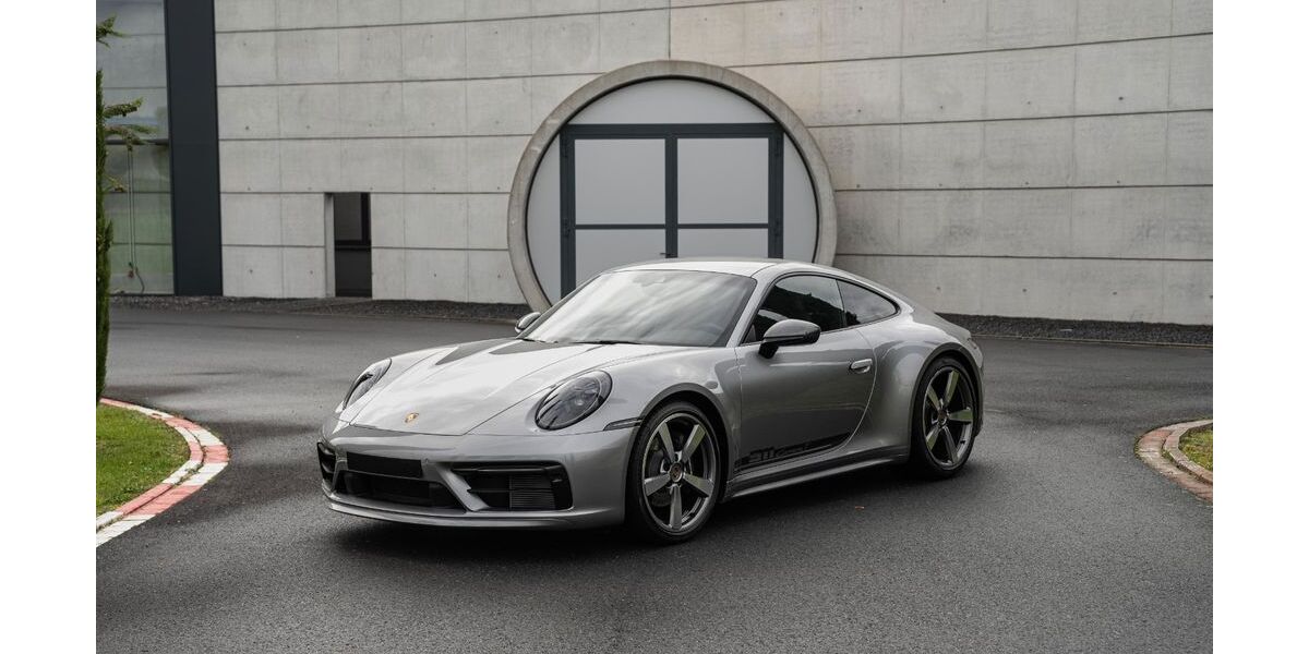 Porsche 992 4.490 km 150.000 &euro; Dettelbach 97337