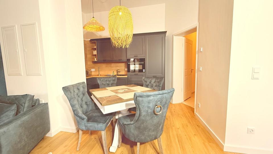 Erdgeschoßwohnung Sellin - 2 Zimmer, 65 m&sup2;, 1.355&euro; | Angebot:26366803