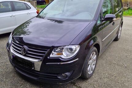 VW Touran 191.000 km 2.750 &euro; Dunningen 78655