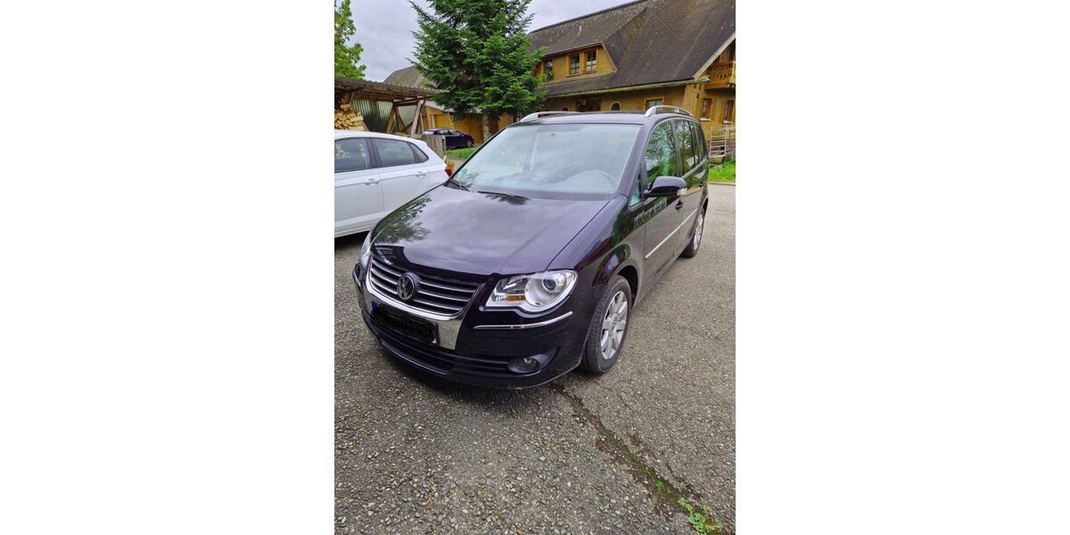 VW Touran 191.000 km 2.750 &euro; Dunningen 78655