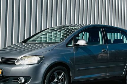 VW Golf 131.000 km 5.999 &euro; Cottbus / Gallinchen 03051