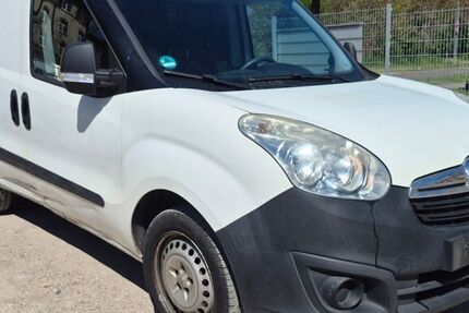 Opel Combo 84.375 km 4.284 &euro; Bitterfeld 06749