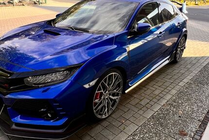 Honda Civic 63.000 km 38.500 &euro; Essen 45329