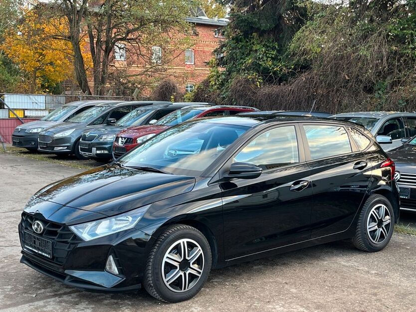 Hyundai i20 84.465 km 14.299 € Berlin 13127