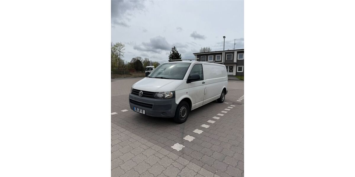 VW T5 Transporter 255.000 km 6.999 &euro; Trappenkamp 24610