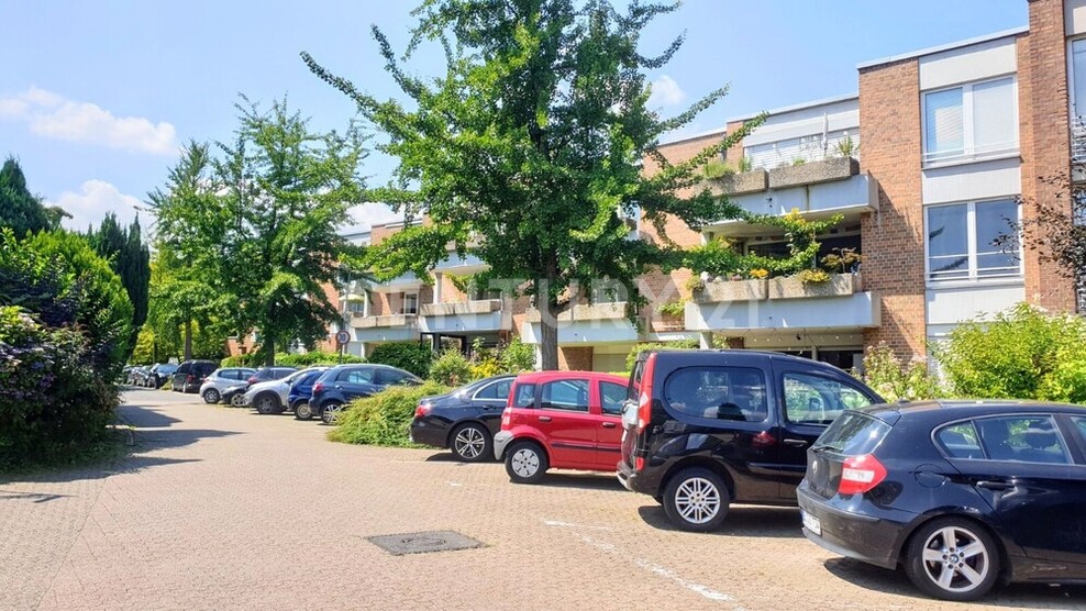 Uninähe! Helle Etagenwohnung mit großzügigem Balkon 1 zimmer