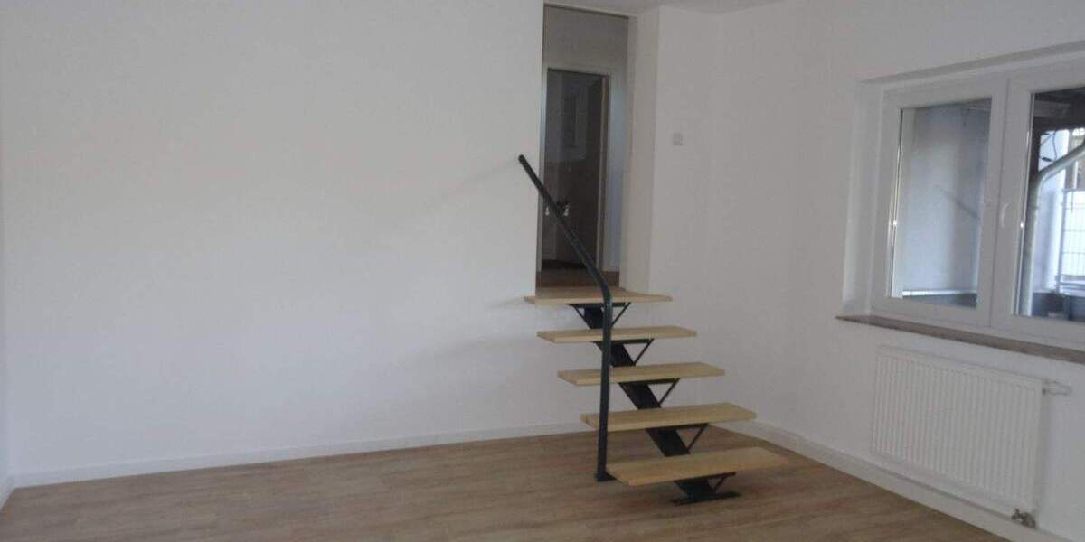 Zimmer Rathenow Rathenow West - 4 Zimmer, 145 m&sup2;, 1.160&euro; | Angebot:25665406