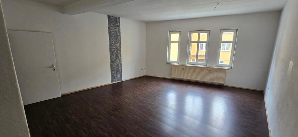 Mehrfamilienhaus, Wohnhaus Meiningen - 4 Zimmer, 100 m&sup2;, 600&euro; | Angebot:23682247