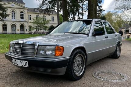 Mercedes-Benz 190 124.300 km 8.890 &euro; Düsseldorf 40597