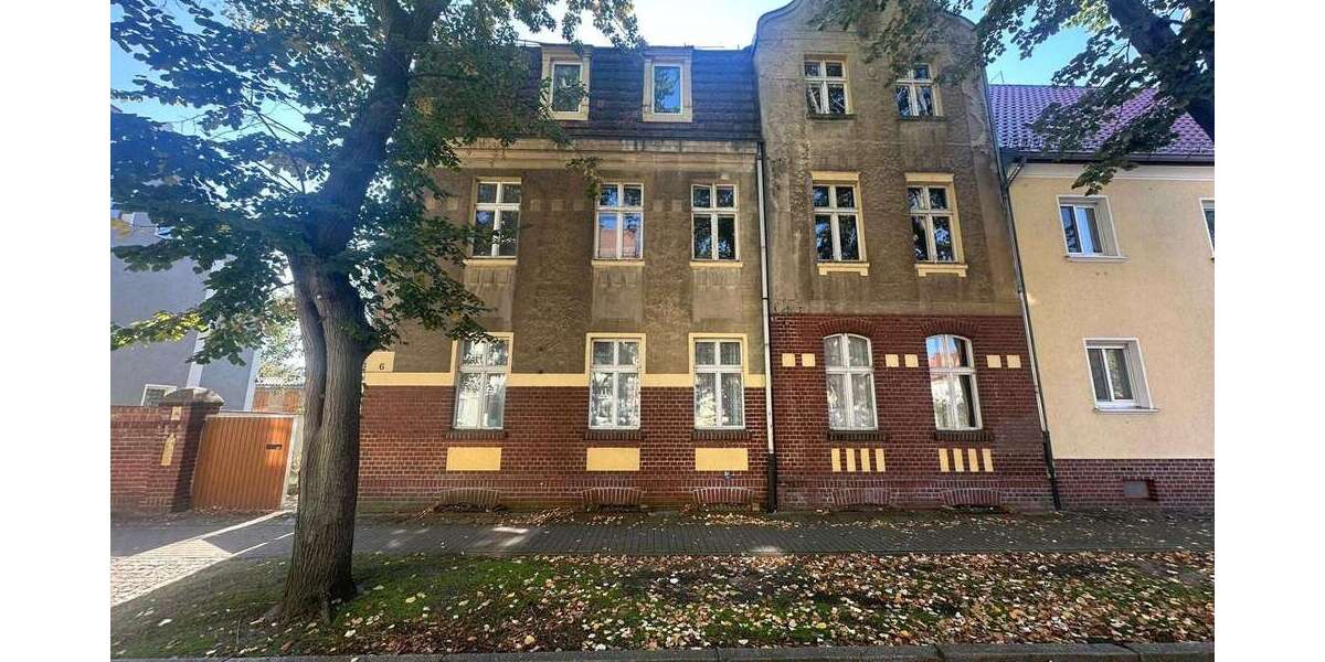 Einfamilienhaus Finsterwalde - 12 Zimmer, 244 m&sup2;, 99.000&euro; | Angebot:25447916