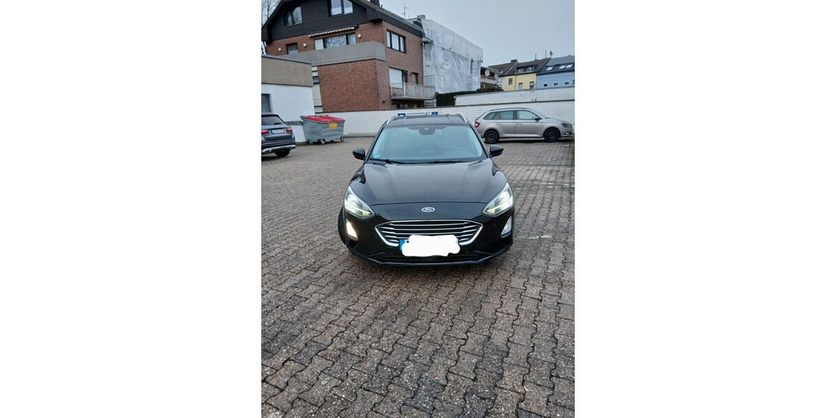Ford Focus 185.650 km 9.000 &euro; Aachen 52080