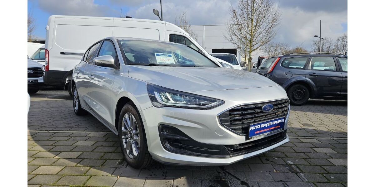 Ford Focus 1.001 km 30.930 &euro; Wiesbaden 65203