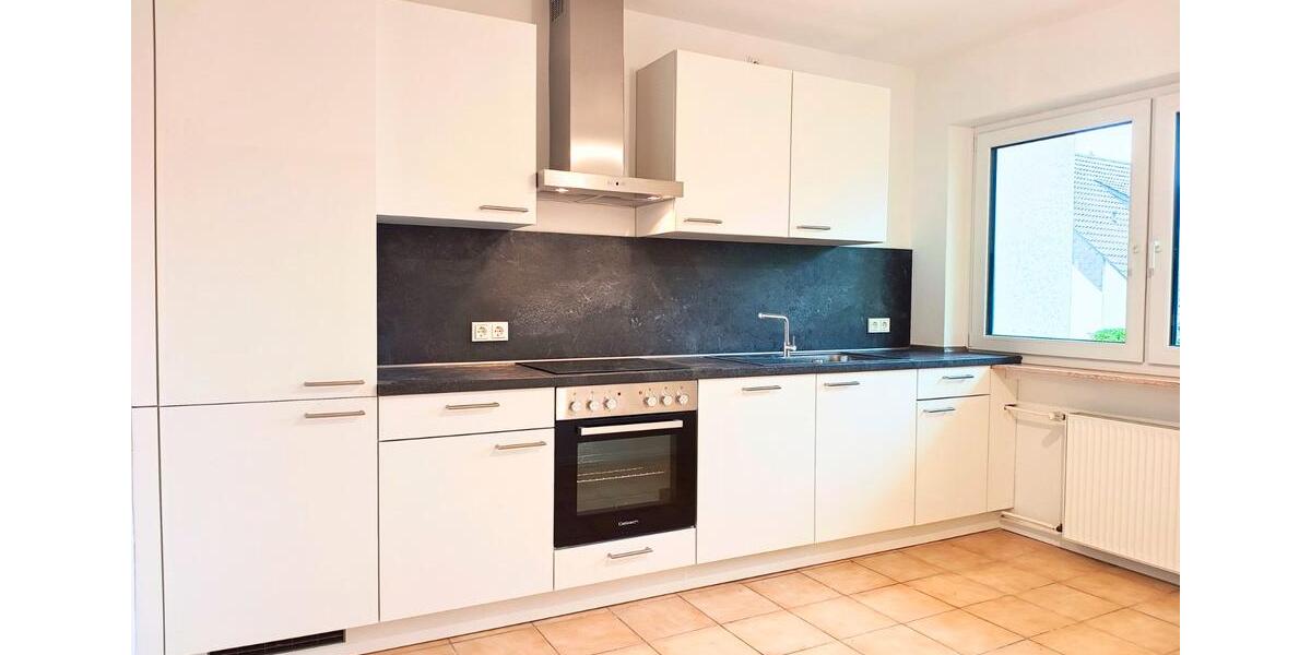 Maisonettenwohnung Schwalbach - 4.5 Zimmer, 194 m&sup2;, 1.380&euro; | Angebot:26489258
