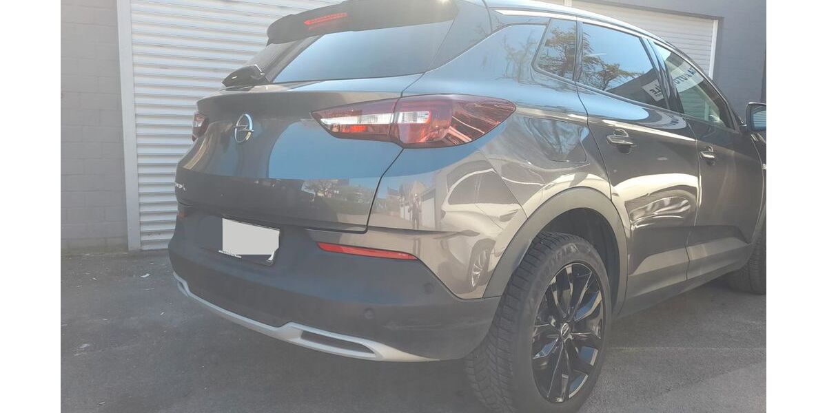 Opel Grandland (X) 68.000 km 22.999 &euro; Mönchengladbach 41065