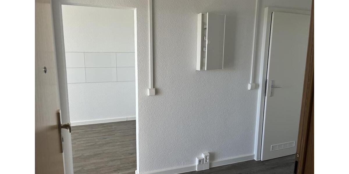Etagenwohnung Cottbus Brunschwig - 3 Zimmer, 57 m&sup2;, 375&euro; | Angebot:25349423