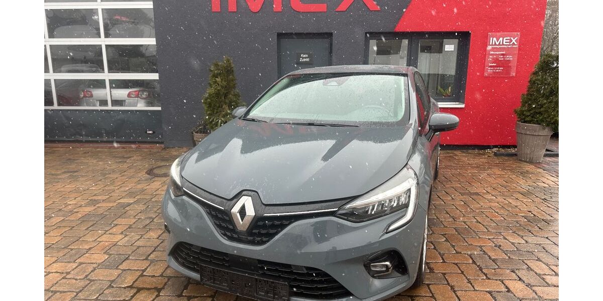 Renault Clio 64.800 km 12.890 &euro; Celle 29227
