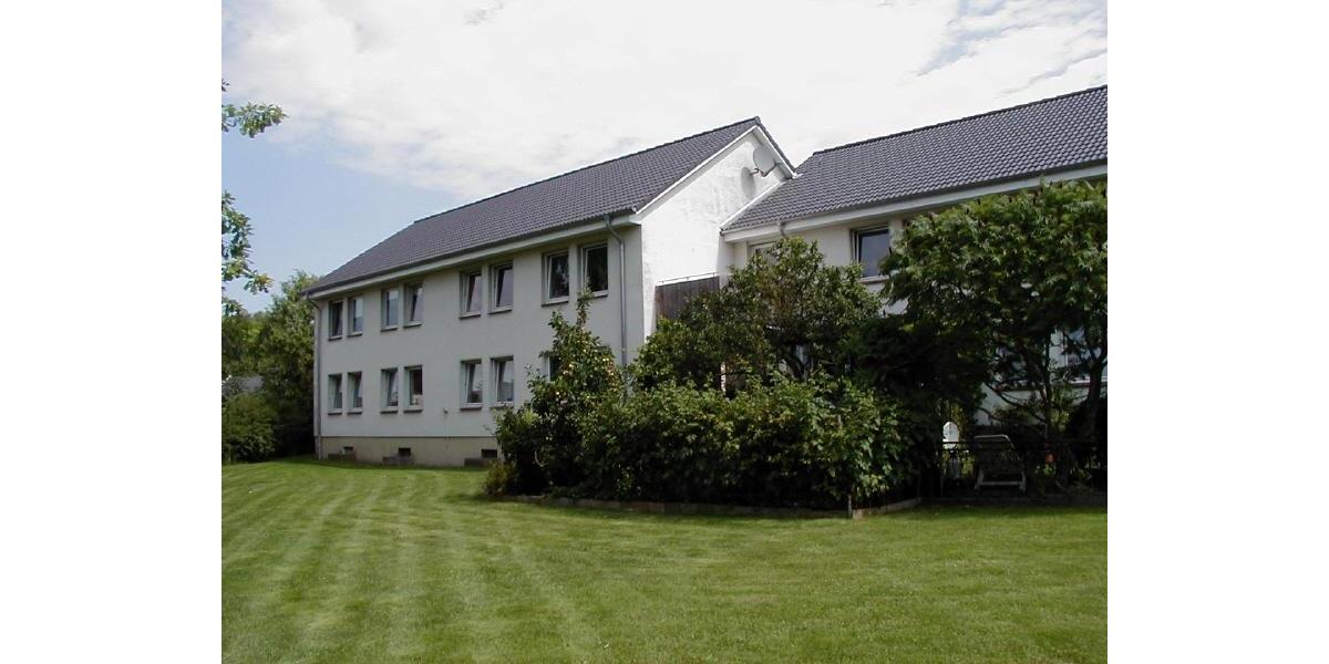 Etagenwohnung Preetz - 3 Zimmer, 61 m&sup2;, 590&euro; | Angebot:25323588