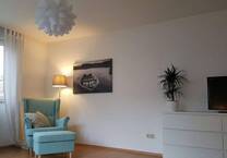 Helles Single-Appartement mit Balkon & Stellplatz
