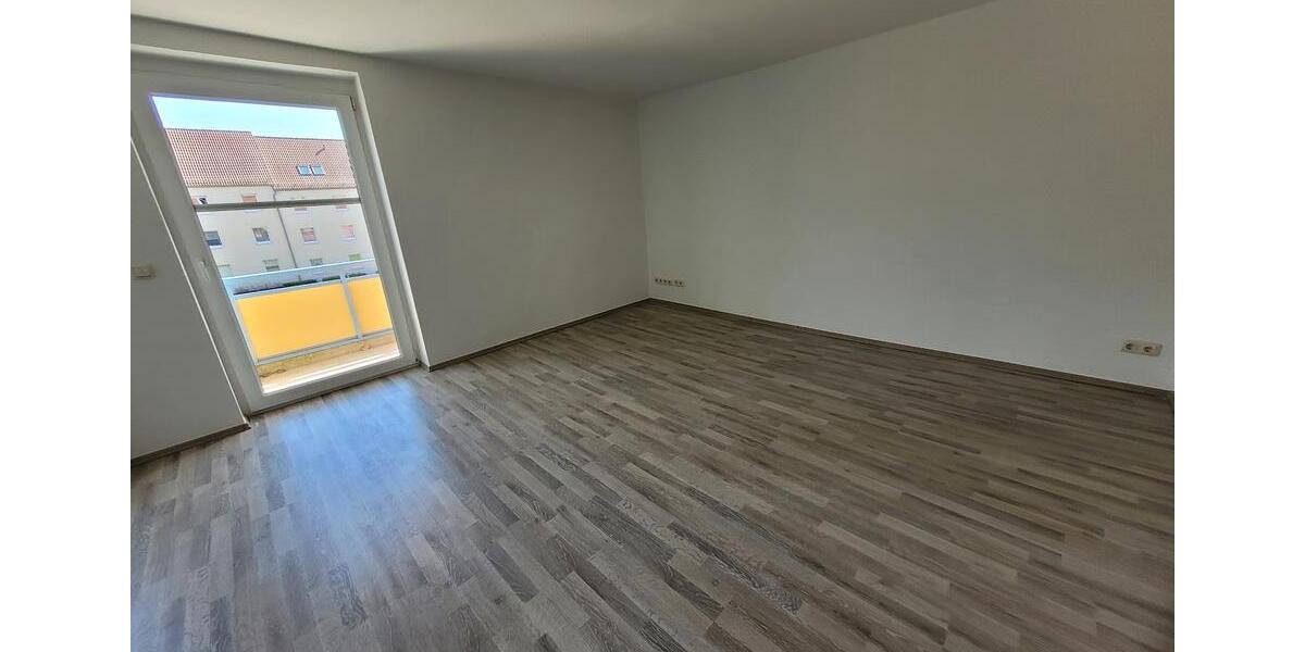 Etagenwohnung Sassnitz - 3 Zimmer, 76 m&sup2;, 519&euro; | Angebot:26236691