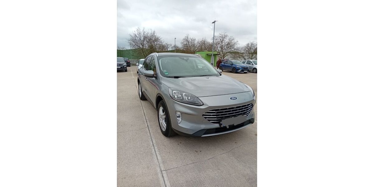 Ford Kuga 107.000 km 19.900 &euro; Dülmen 48249