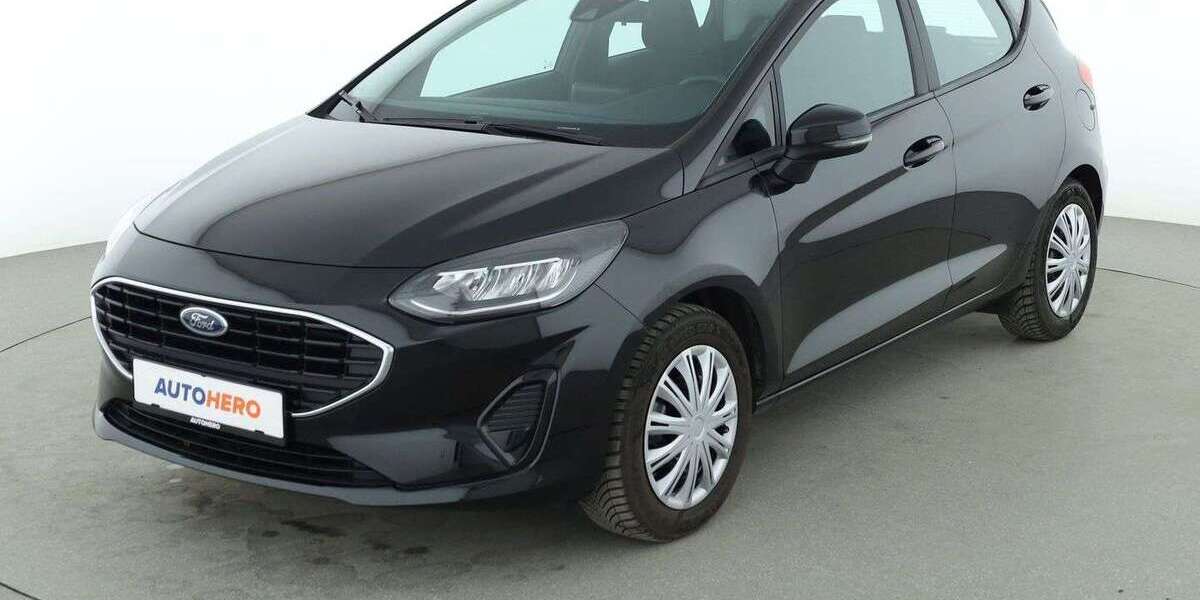 Ford Fiesta 44.819 km 13.190 &euro; Stuttgart 70195