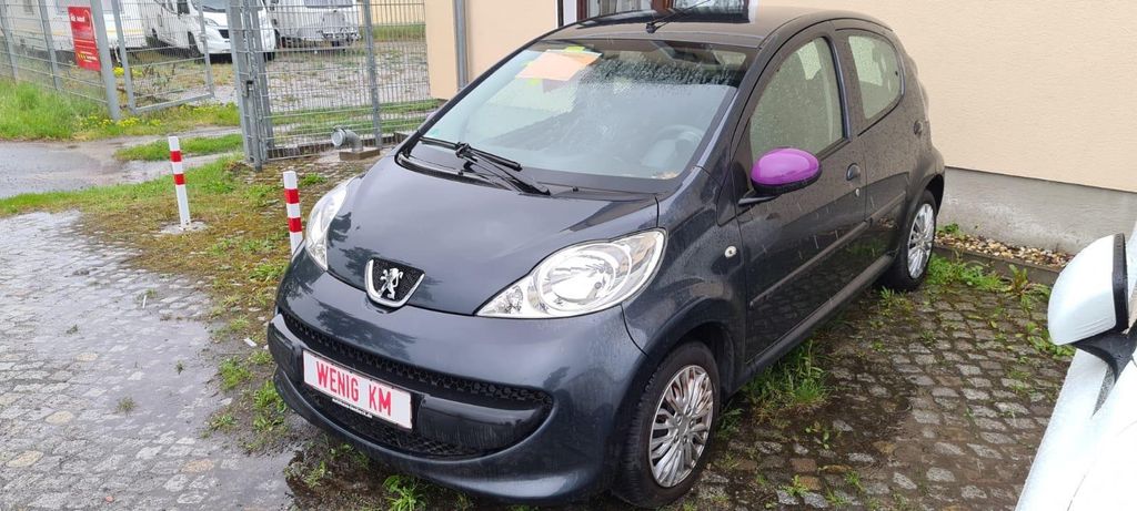 Peugeot 107 49.245 km 3.333 &euro; Nassenheide 16775