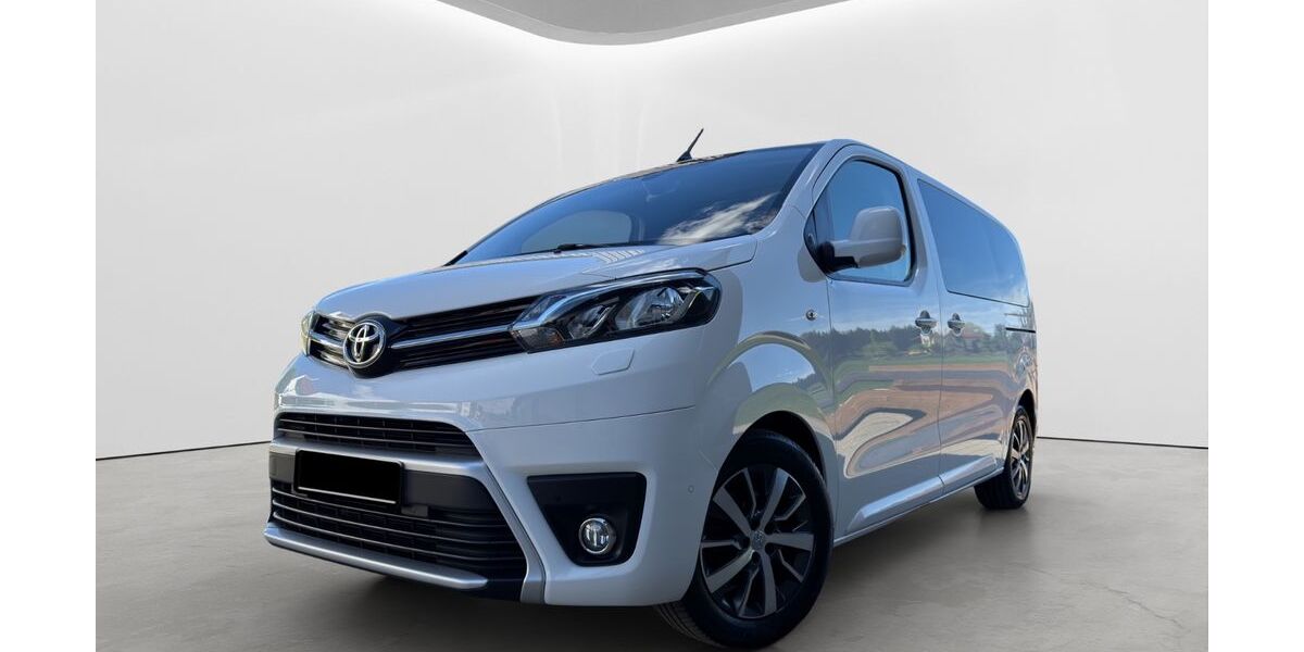 Toyota Proace (Verso) 54.100 km 29.990 &euro; Ruderting 94161
