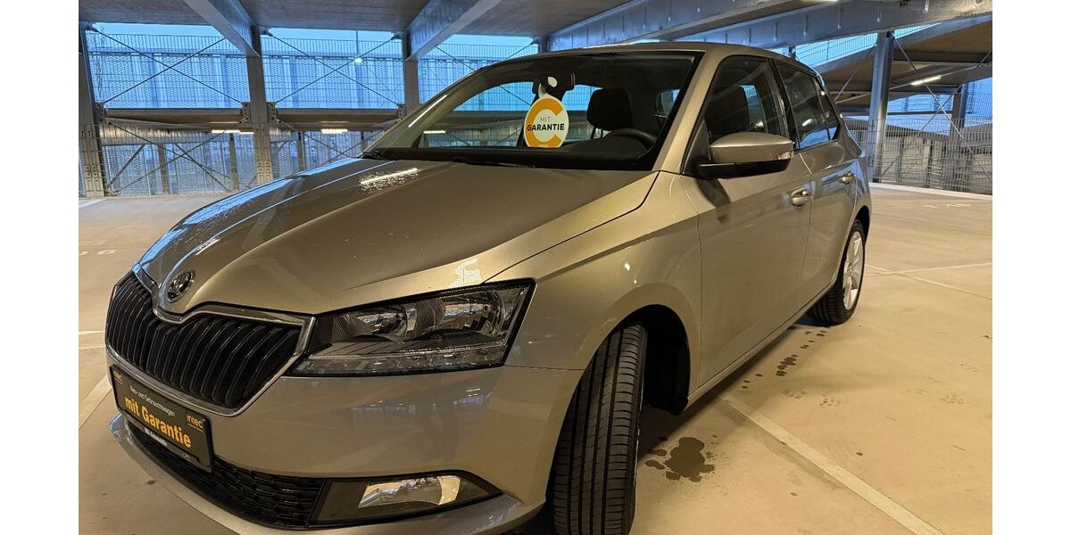 Skoda Fabia 50.000 km 10.990 &euro; Würzburg 97082