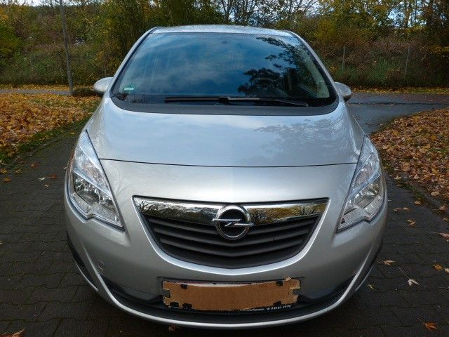 Opel Meriva 98.000 km 4.700 &euro; Tuttlingen 78532