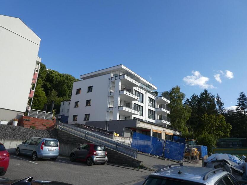 Altengerechte helle Wohnung mit schöner aussicht im Energiesparhaus in ruhiger Lage im Grünen