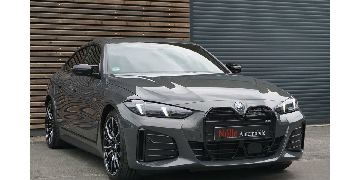 BMW i4 M60 M-SportPro HuD 360° DrivProf. Pano Indivi 5.780 km 74.400 &euro; Wuppertal 42327
