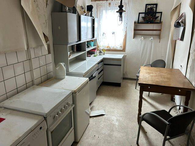 Mehrfamilienhaus, Wohnhaus Neuhaus am Rennweg Steinheid - 6 Zimmer, 190 m&sup2;, 30.000&euro; | Angebot:26156327